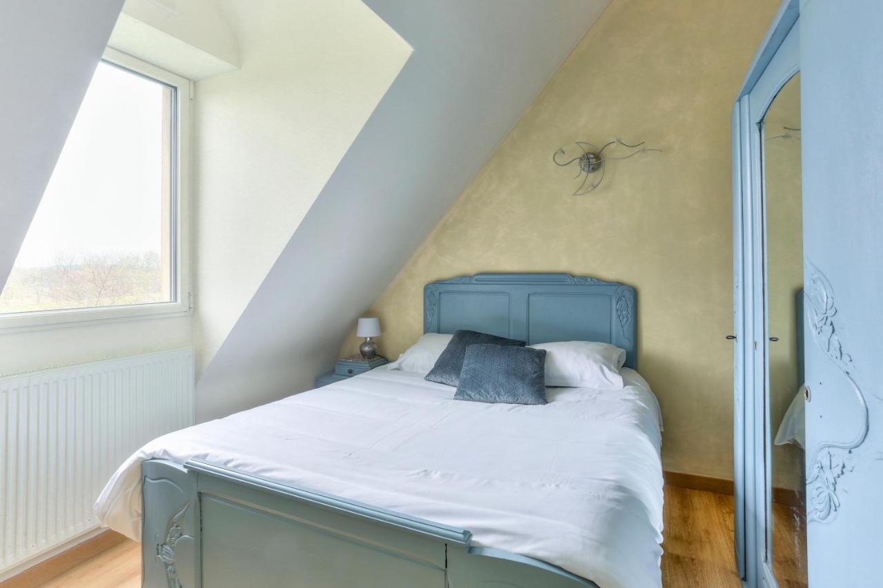 Tour Des Alleux - Maison De Maitre Pour 6 Taden Bagian luar foto